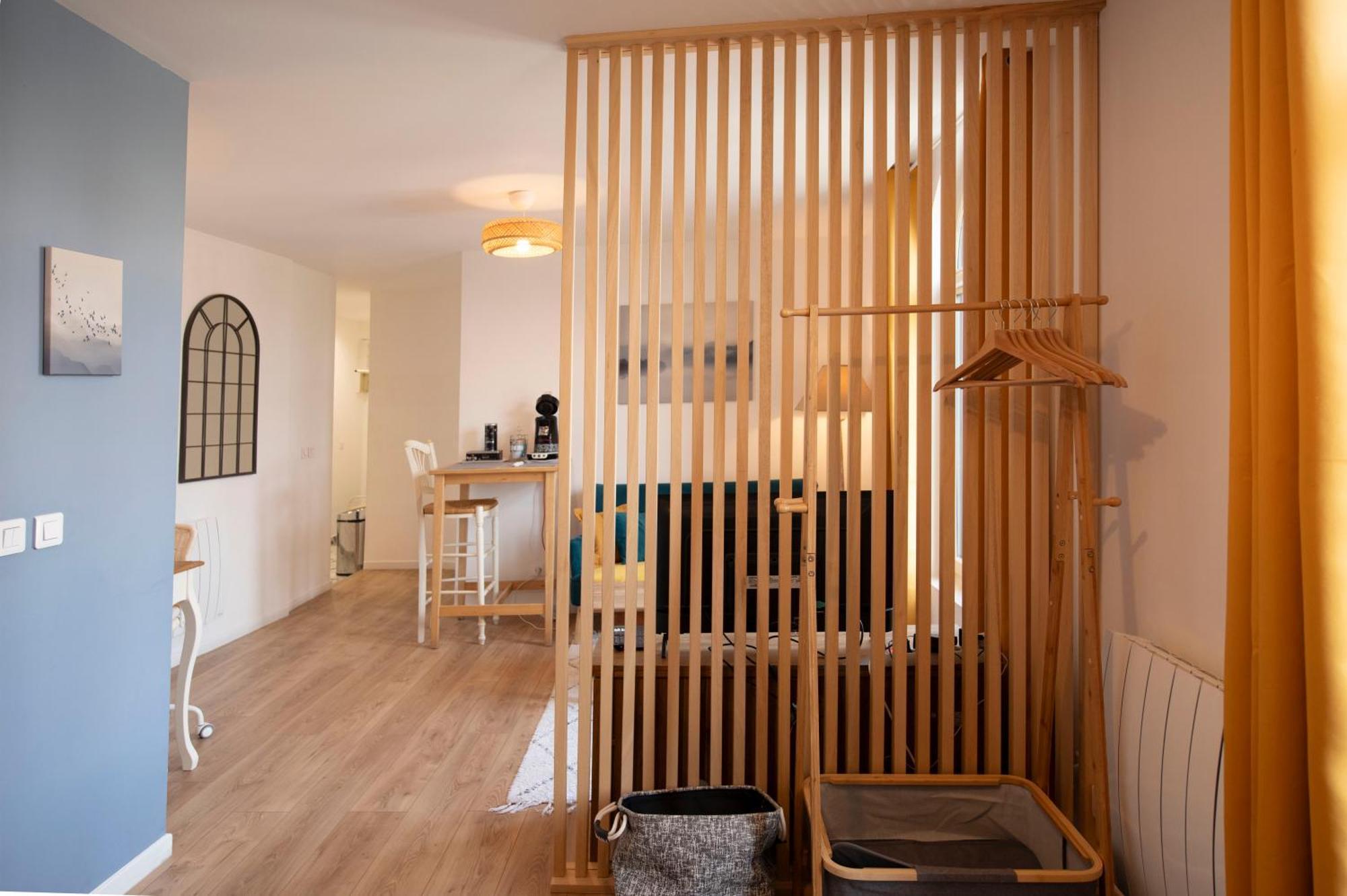 Le Cosy & Boise De Pontoise Apartment Luaran gambar
